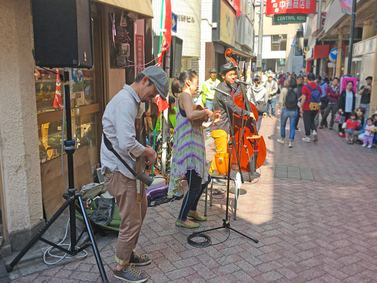 band01