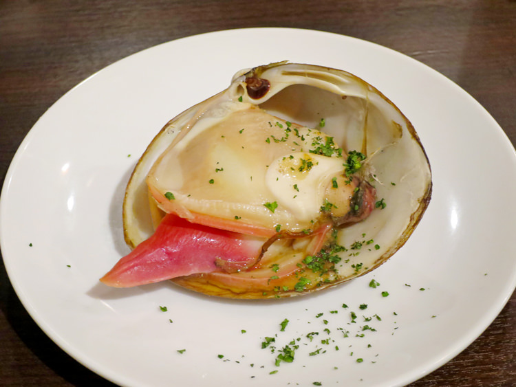 洋食　ツバキ亭のはまぐりの酒蒸し