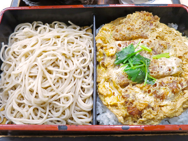 荻窪　長寿庵のカツ丼メニュー