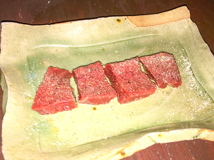 炭火焼肉 肉バル 荻窪の牛ハツ