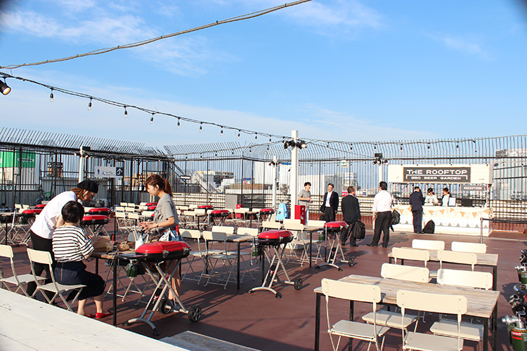 THE ROOFTOP BBQ BEER GARDEN