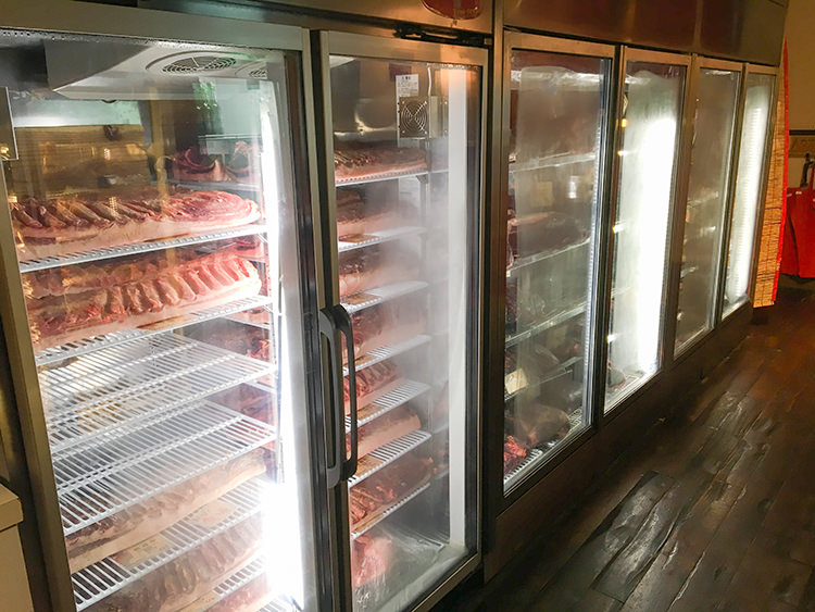 ツイテルのお肉熟成専用の棚