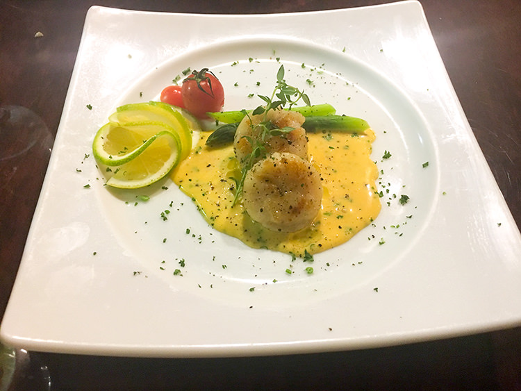 Despacito Diningのホタテのグリル