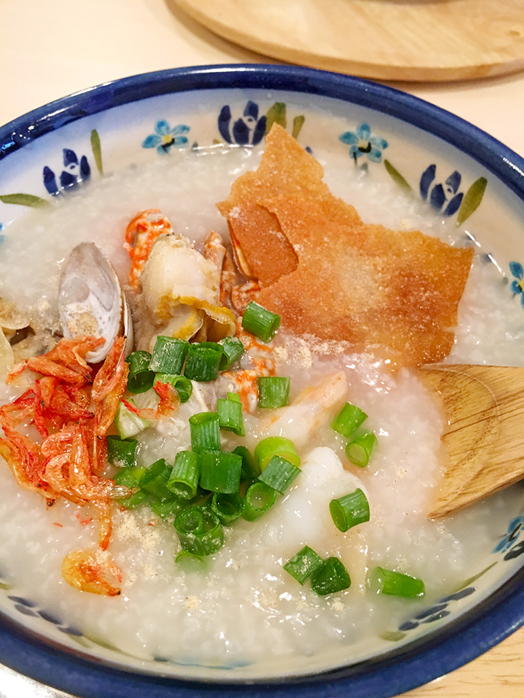 サンマイサンのお粥「海の幸」