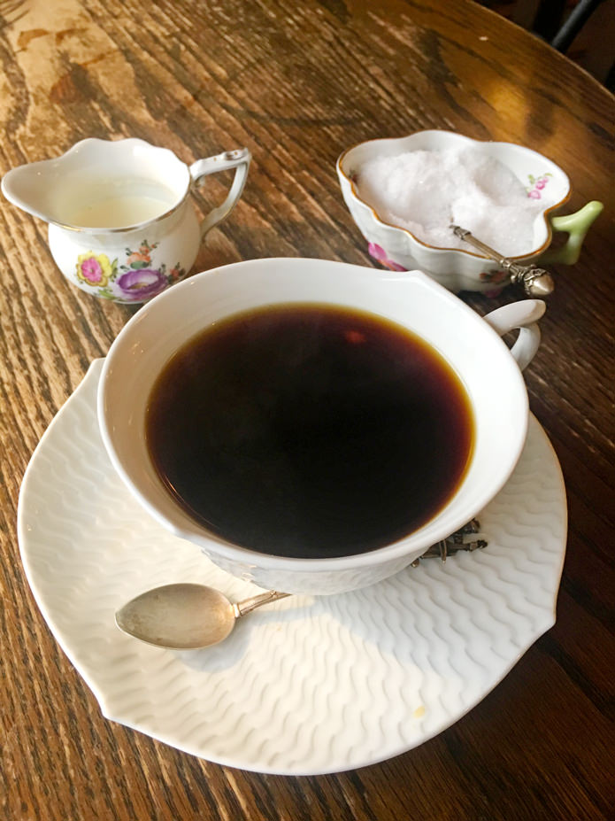 「グロッケンシュピール」のキリマンジャロのコーヒー