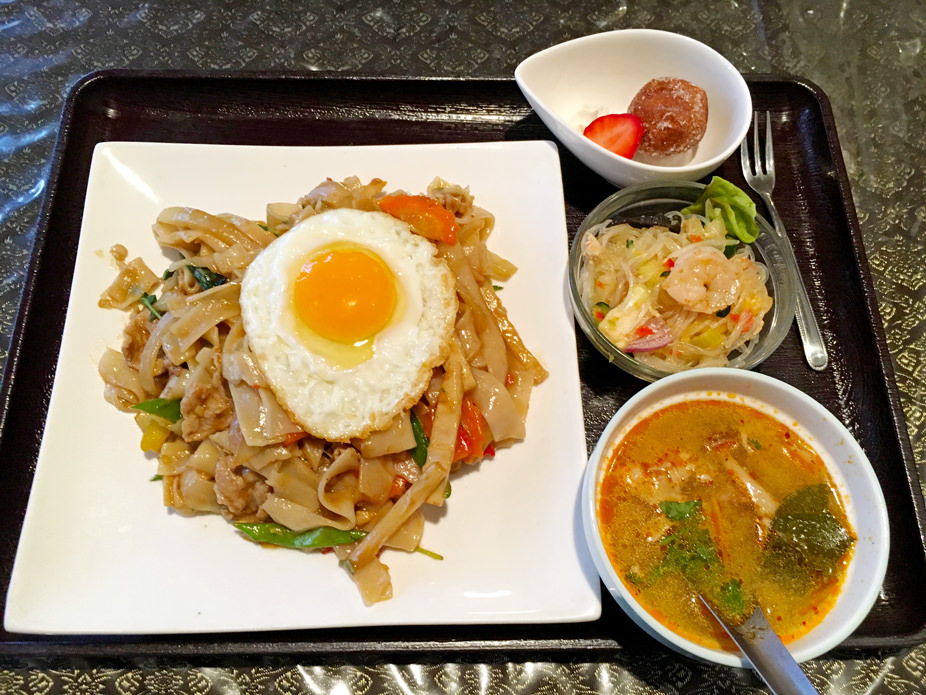 キーマオキッチンのキーマオ焼きそば