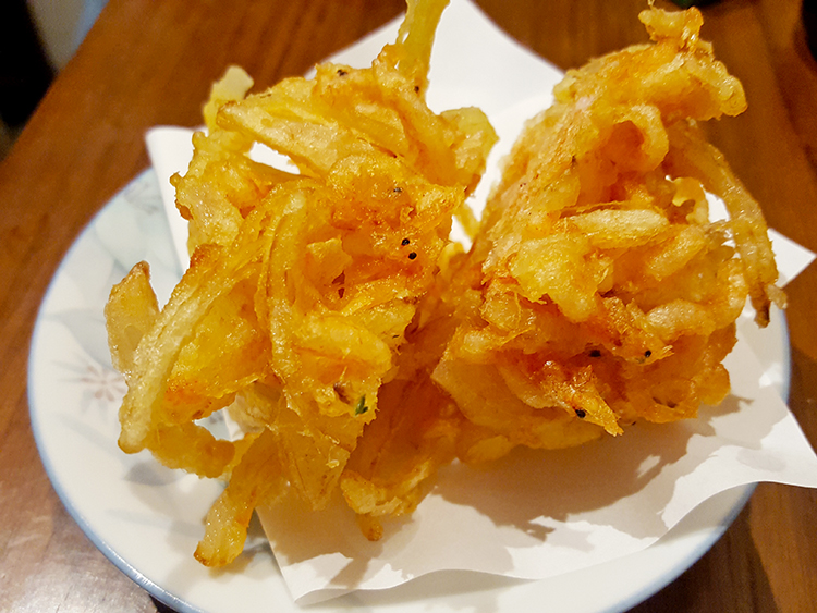 高円寺　うどん酒場　でべその天ぷら