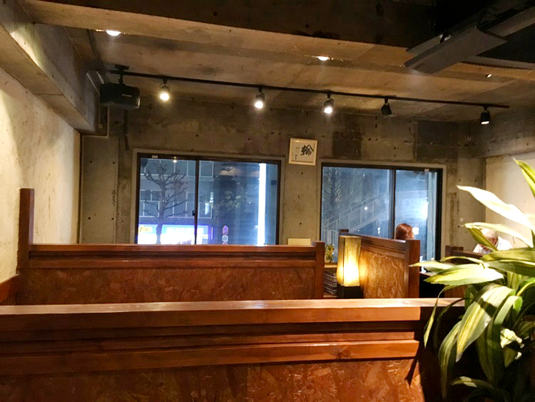 たいがの店内