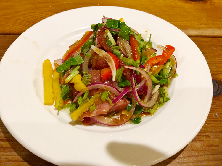 ハーブ＆スパイス居酒屋　やるきのカルパッチョ