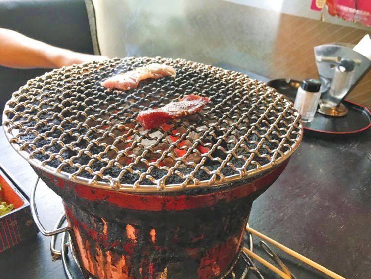 炭火焼き肉 一億兆の焼肉