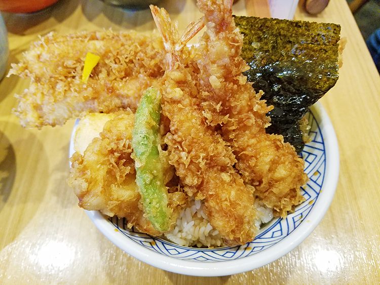 日本橋天丼　金子屋の天丼(松)穴子