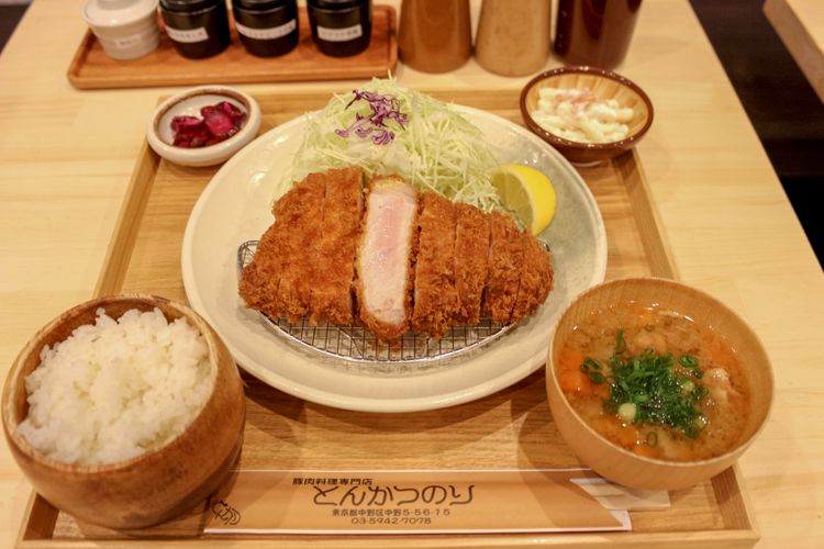 「豚肉料理専門店 とんかつのり」ロースとんかつランチ