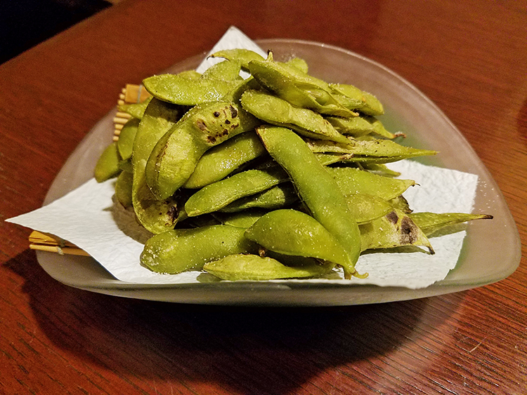 Diningさんさんの茶豆の塩焼き　480円