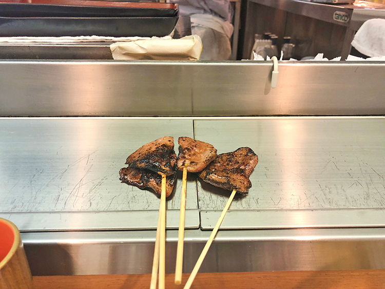 荻窪のやきとりの名門「秋吉」の焼き鳥