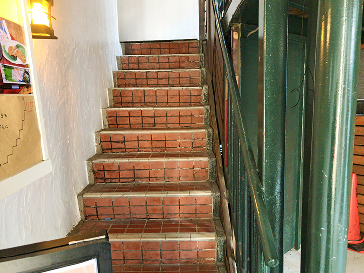 TSUMUGUの階段