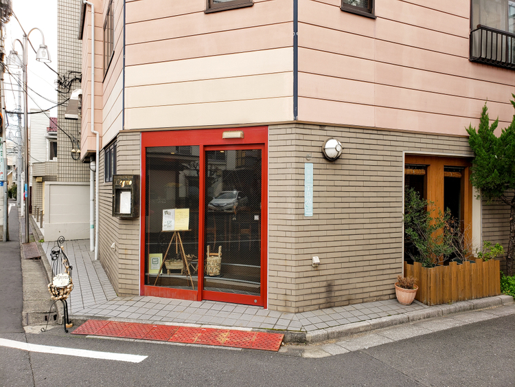 レーニォの外観