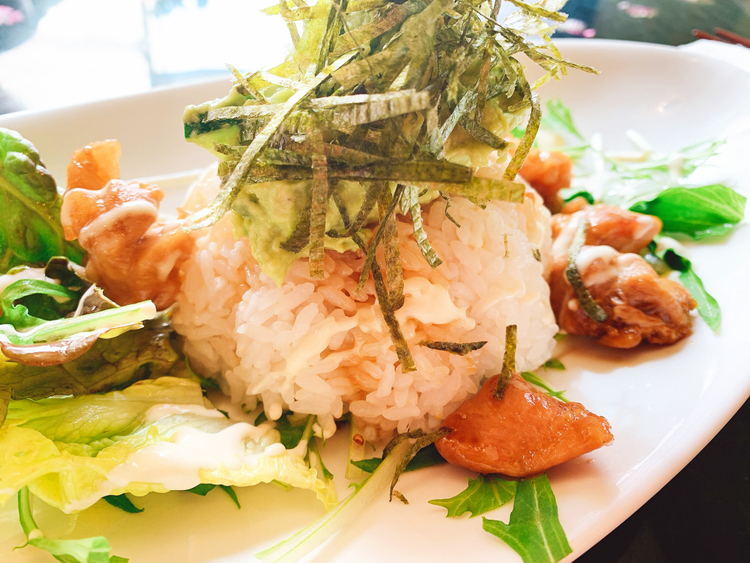 CAFE☆BAR BLOOMOONのアボカドディップご飯