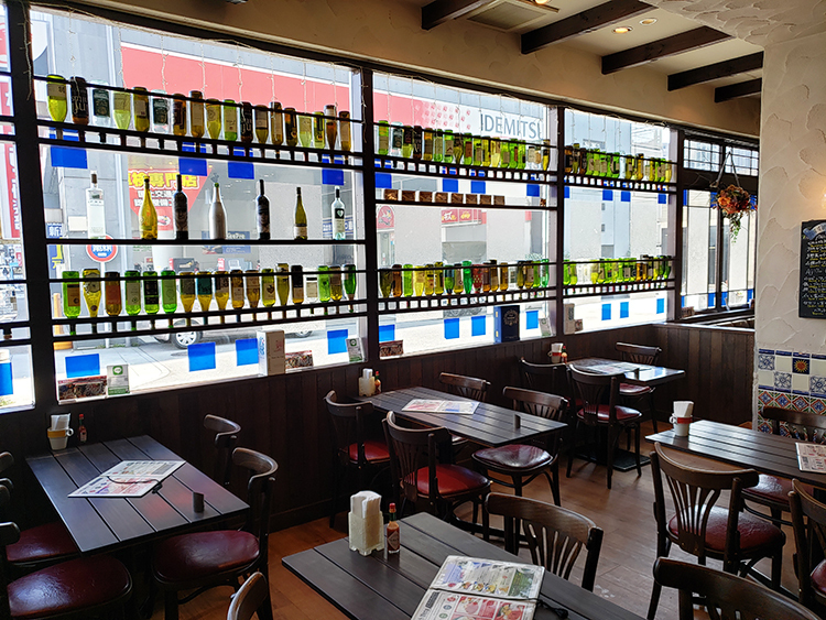 ELCERO UNOの店内
