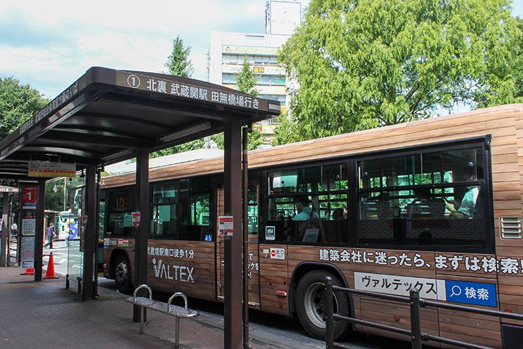 NTT技術史料館の行き道バス
