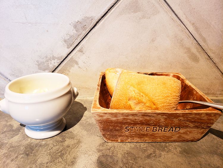 プレミエ レタージュの天然酵母パン