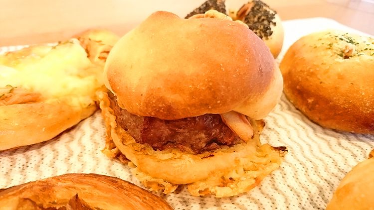 プクムクのプクムクバーガー