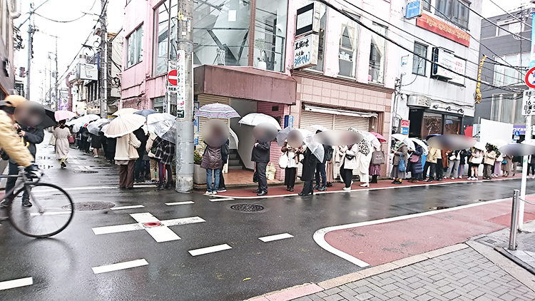 挽肉と米の行列