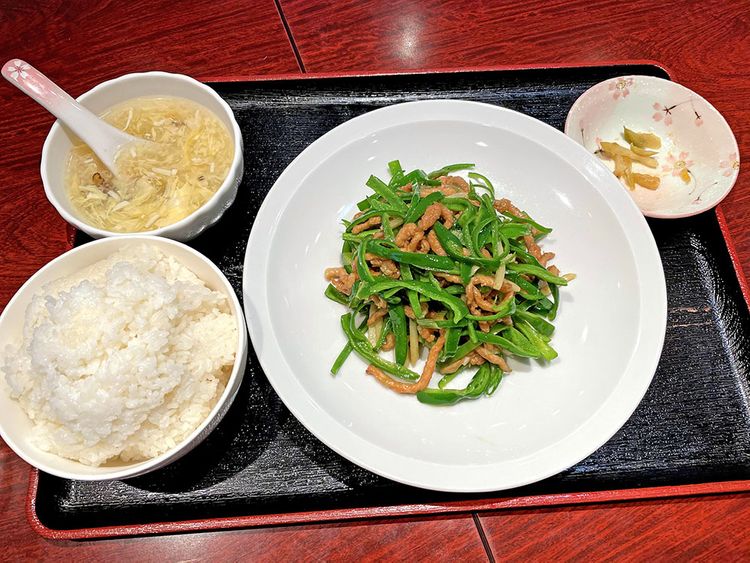 櫻花のチンジャオロース定食