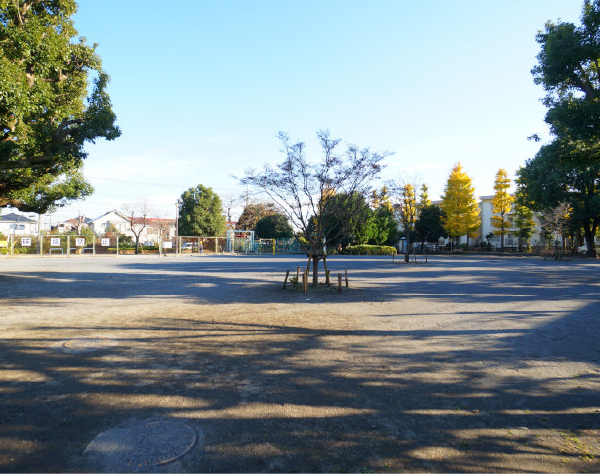 上連雀くすのき児童遊園