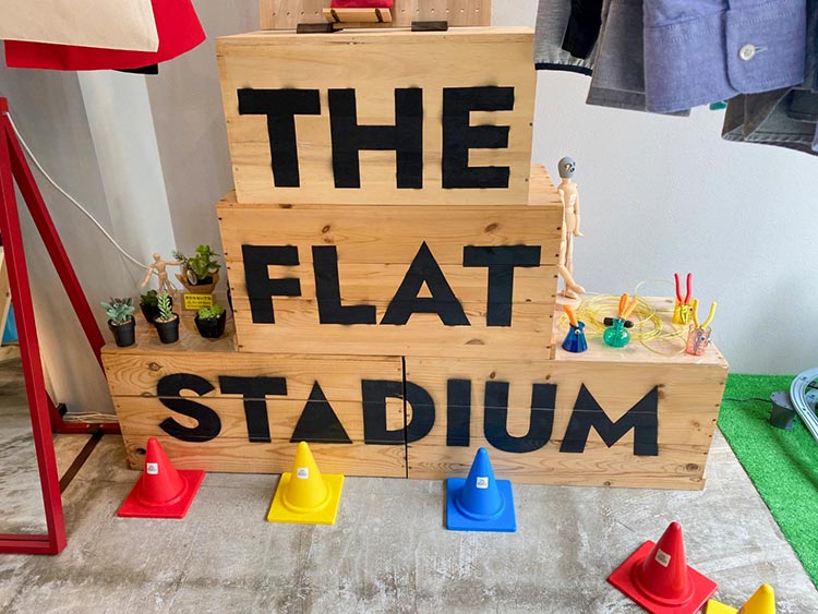 THE FLAT STADIUMのディスプレイ