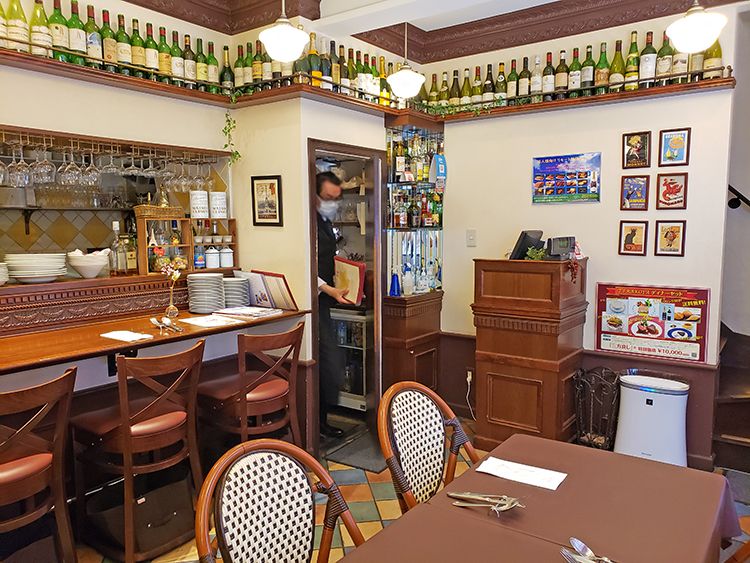 Brasserie EDIBLEの店内