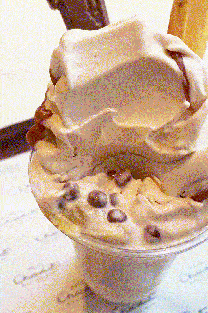 「HOTEL Chocolat（ホテルショコラ）吉祥寺パルコ店」の安納芋サンデーからミルクチョコパールが！