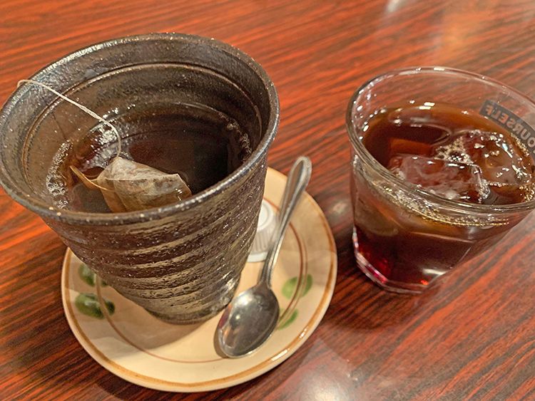 けむり屋牛ぉ～鳥こうの食後の紅茶