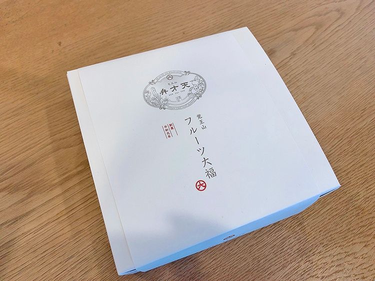  覚王山フルーツ大福弁才天の梱包箱