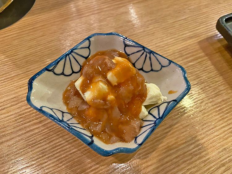 バードスペースの酒盗クリームチーズ