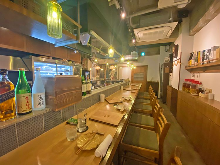 バードスペースの店内