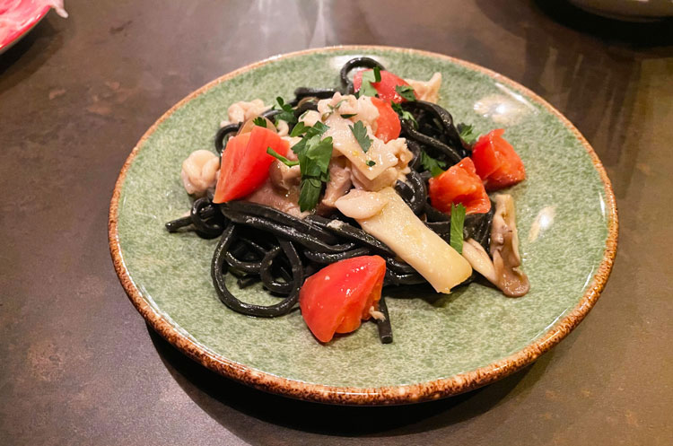 洋食堂 葡萄のキタッラ