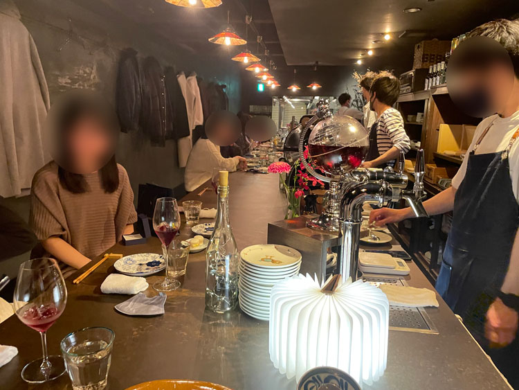 洋食堂 葡萄の店内