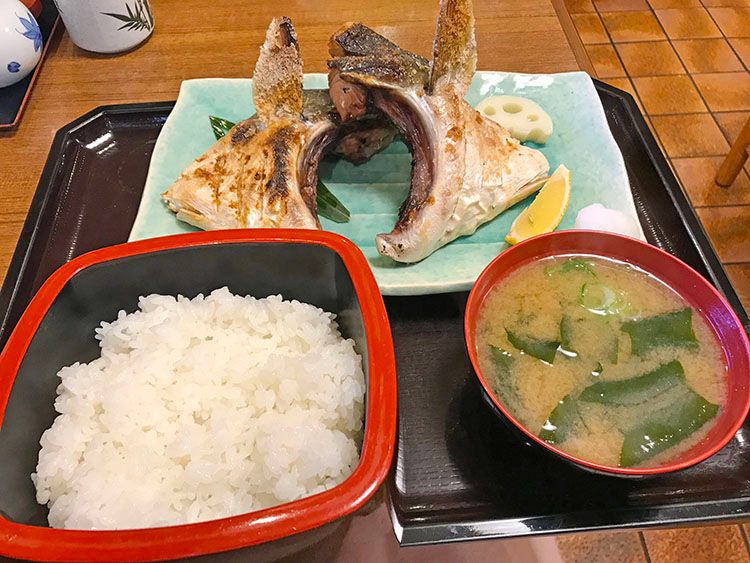 三河屋の焼き魚定食980円