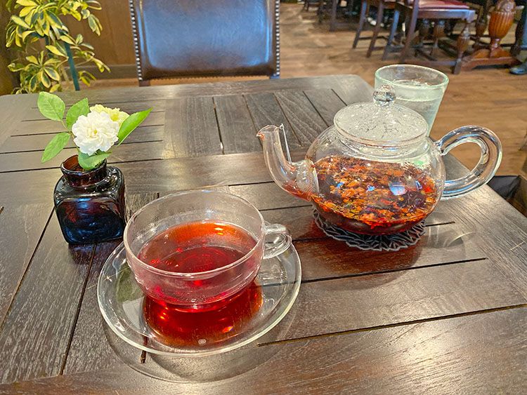 カフェ 一富士のハーブティー