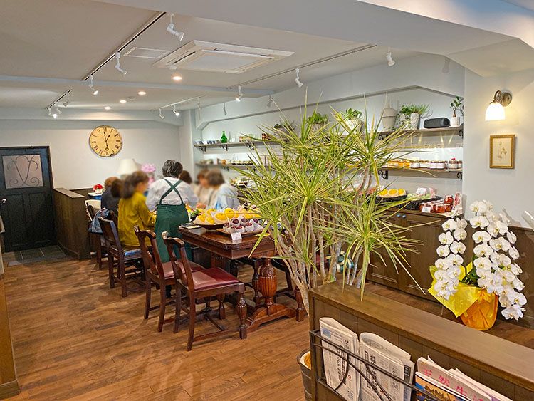 カフェ 一富士の店内