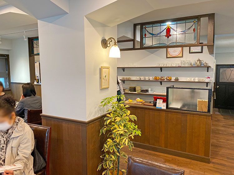 カフェ 一富士の店内