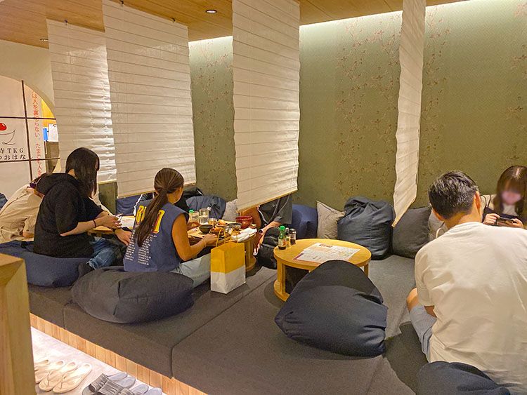 「たまごのおはなし」の座敷席