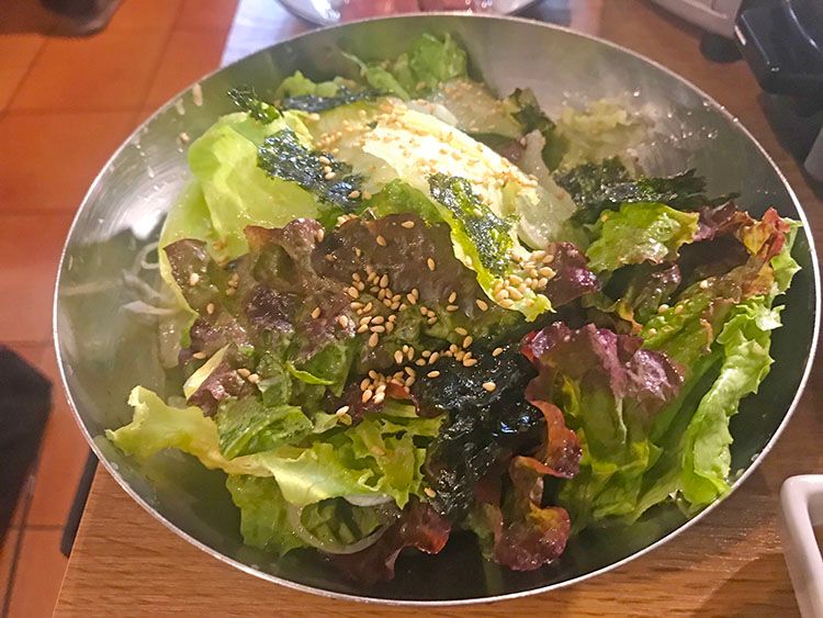 吉祥寺ホルモンのチョレギサラダ