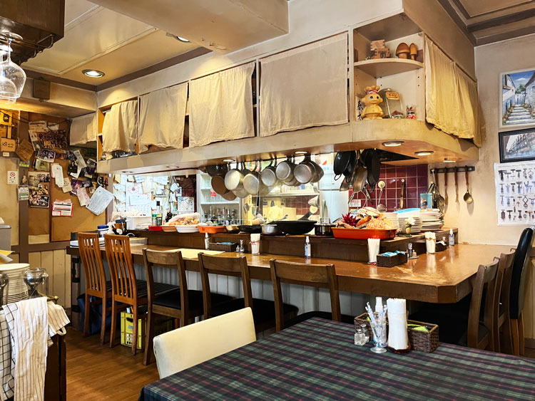 「HiyaChu」の店内