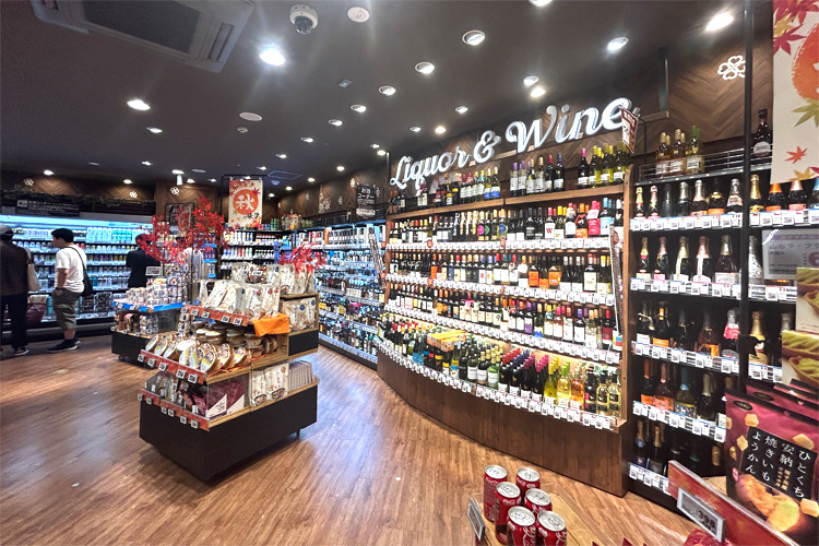 ライフ吉祥寺駅前店のリカー＆ワインコーナー
