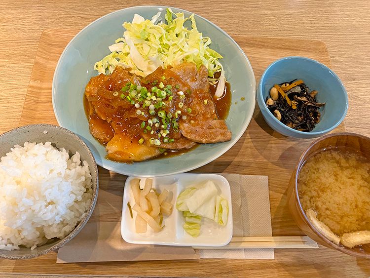 発酵ビストロ SAKE-YA SHIN-NAKANO UEの豚生姜焼き