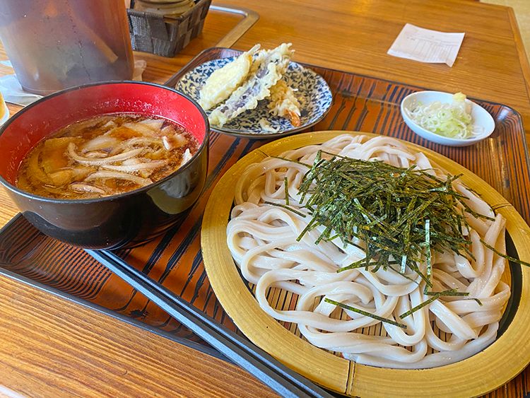 手打ちうどん鷹の天ざる肉汁うどん