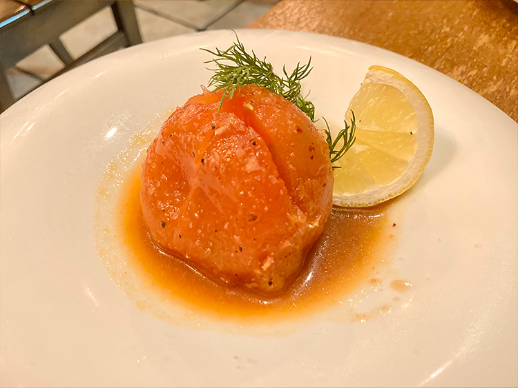 AJILLOのトマトのマリネ