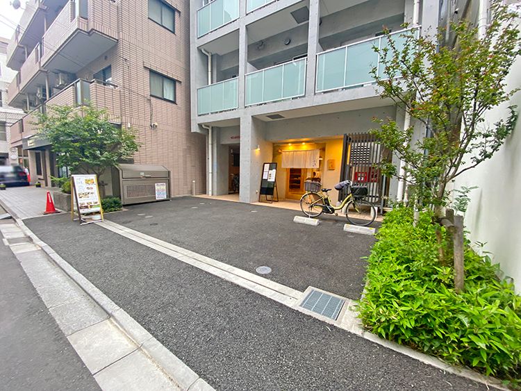 十色の外観
