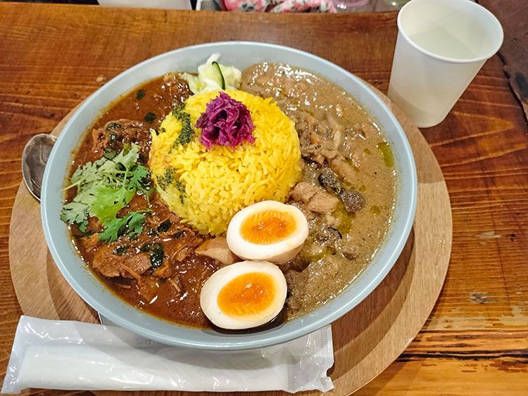 イマサラガラムマサラの本日の二種盛りカレー